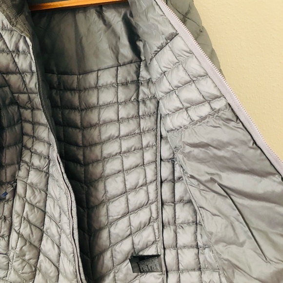 {The North Face} Thermoball Lightweight Jacket - Picture 10 of 14